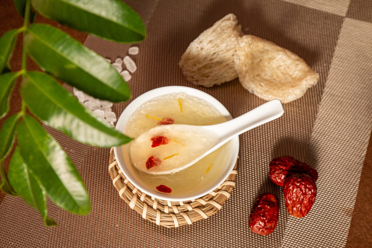 Cảm hứng chăm sóc bản thân với bữa sáng yến Song Tiên nhẹ nhàng và tốt cho sức khỏe