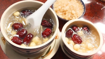 Yêu thương trọn vẹn, gác lại bổn phận và tận hưởng bên gia đình: Bí quyết cho mẹ để sống trọn từng khoảnh khắc