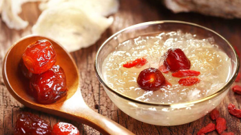 Bà bầu nên ăn gì để con khỏe: Hành trình dinh dưỡng tinh khiết cùng Yến Song Tiên